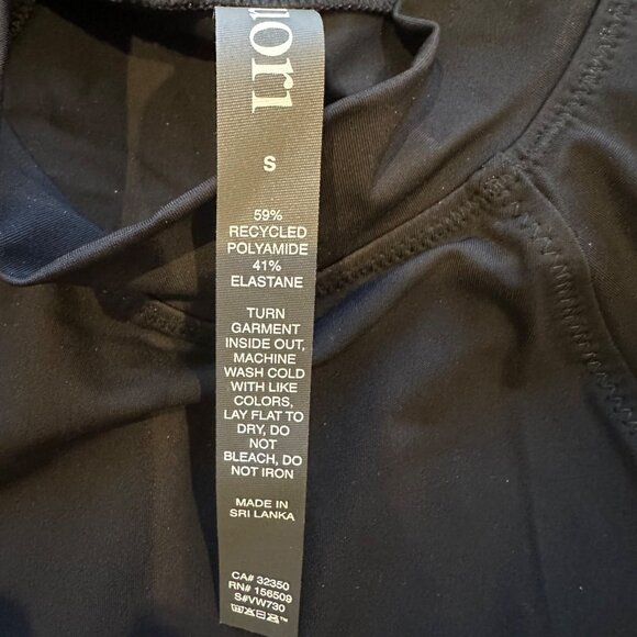 Vuori Long Sleeve Crush Rashguard Black Women’s S Performance Swim Surf Top - Picture 8 of 10